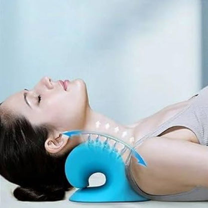 High-density memory foam neck support with a cushioned design