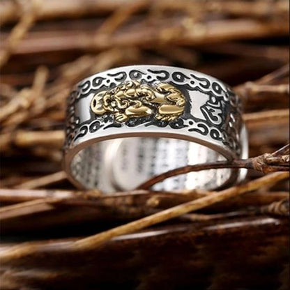Meaningful Pixiu jewelry with traditional symbolism
